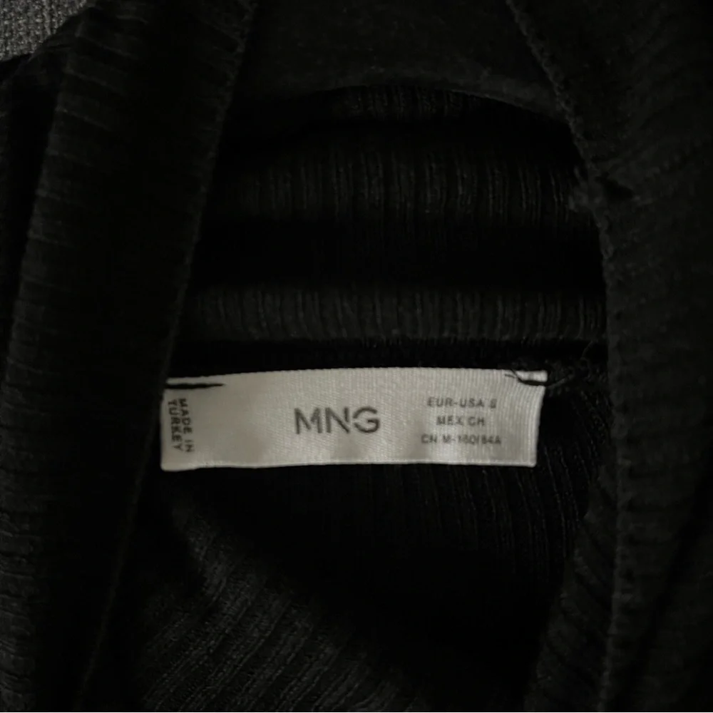 Mango Sheer Turtle Neck - Picture 4 of 8
